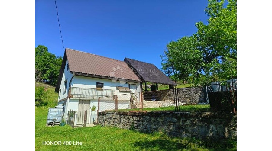 KUĆA I POMOĆNI OBJEKT I 2747 M2 PARCELA - 2