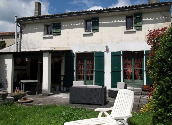 House - Dompierre Sur Charente