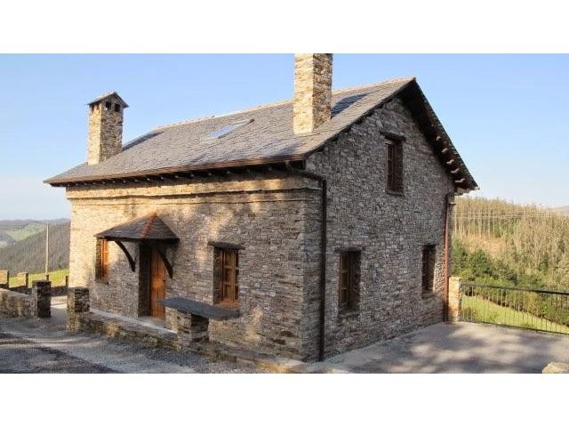 3 Bed Detached House For Sale 3 3 1,884..