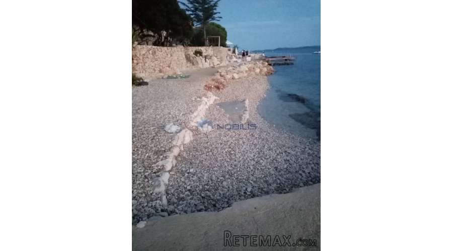 Pašman, Ždrelac - kuća katnica 200 m2 i bungalov - 2