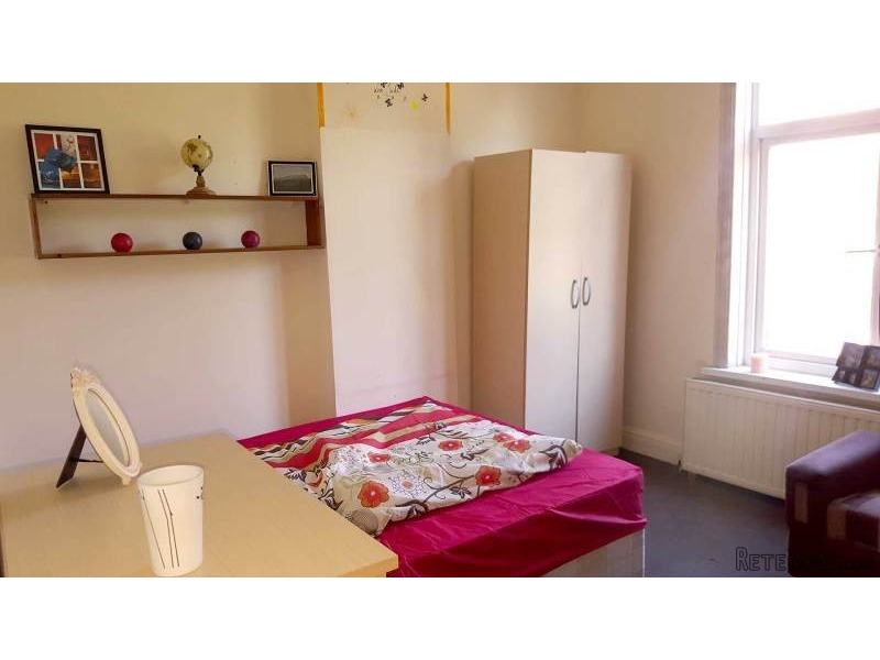 Double room, Zone 3, Leyton