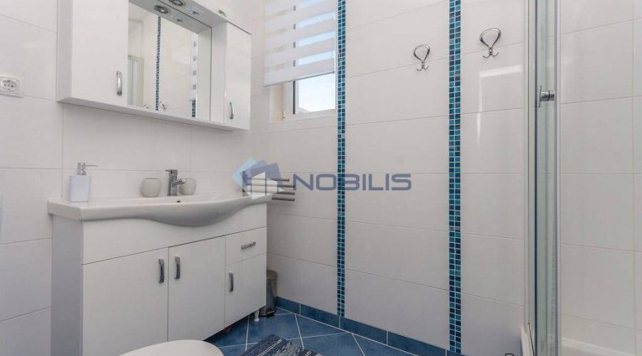 Pašman, Ždrelac - kuća katnica 200 m2 i bungalov - 6