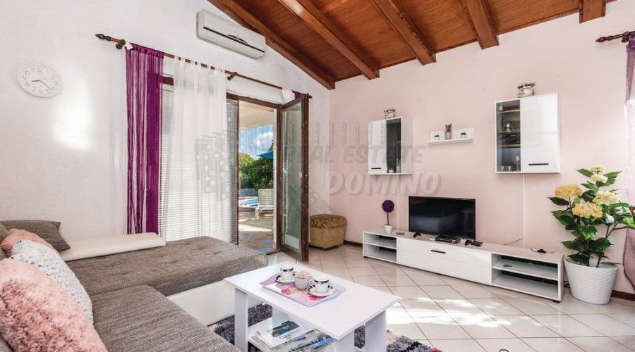 Prekrasna kuća s bazenom! Otok Krk! - 9