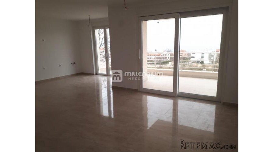 Otok Krk, Njivice, 71.30m2, 2s+db, terasa, parking