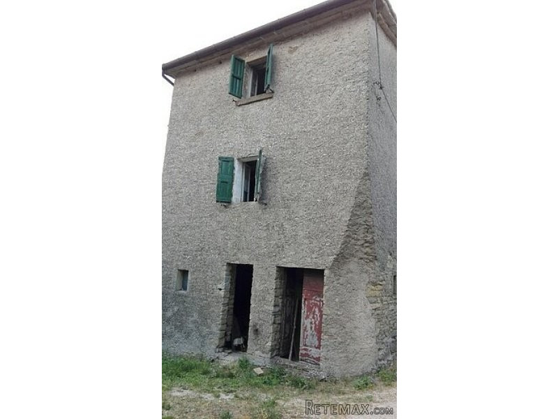Detached Habitable Stone Property In A..