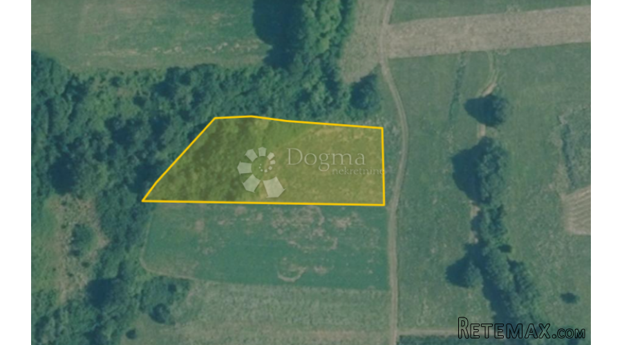 Poljoprivredno zemljište 3610m2 6800e - PRILIKA