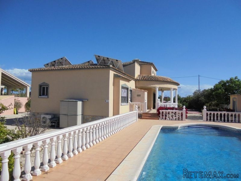4 Bedrooms - Finca - Alicante - For Sale - 2