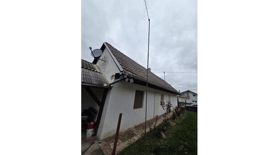 Održavana kuća s velikom parcelom i potencijalom - 3