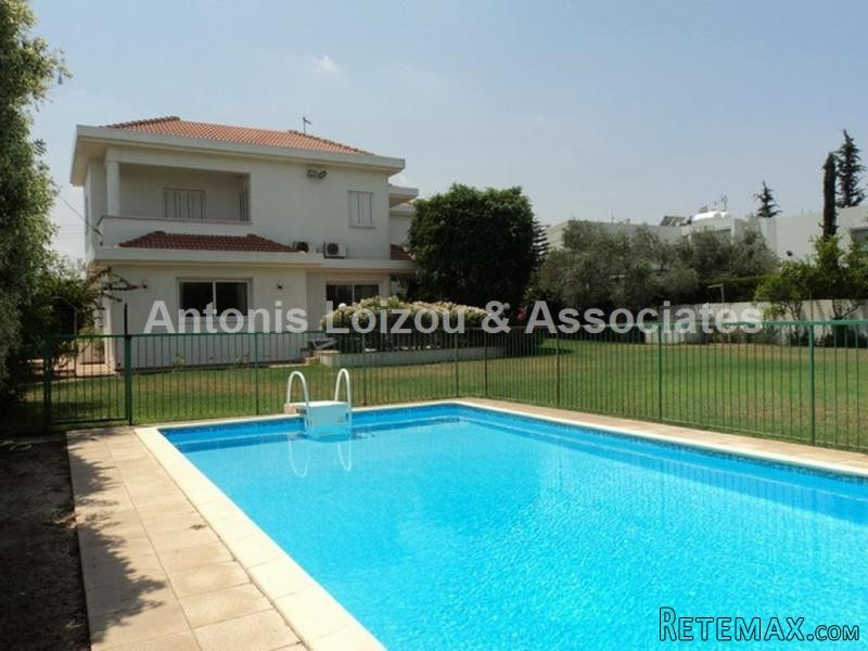 4 Bedroom plus maid's room house with..