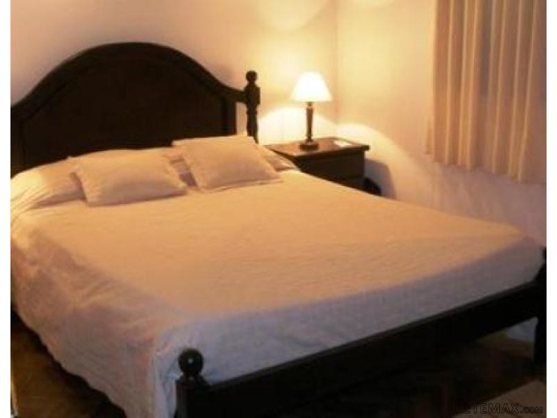 5 Bedroom House - For Rent - Mansa - 2