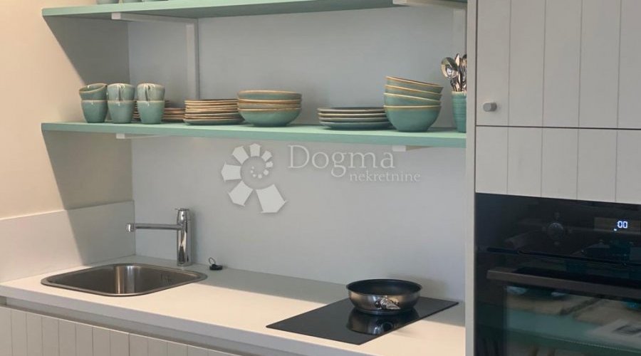 DALMACIJA, 48.60 M2, 2S+DB