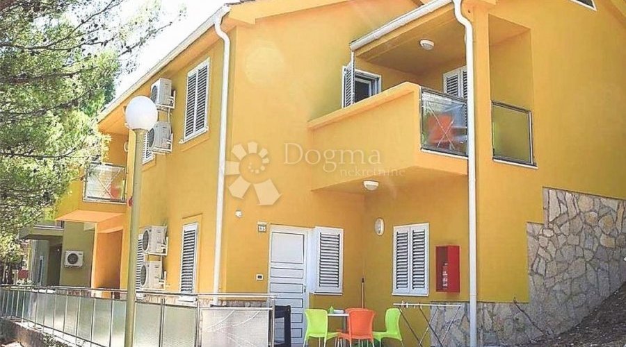 DALMACIJA, 49.00 M2, 1S+DB