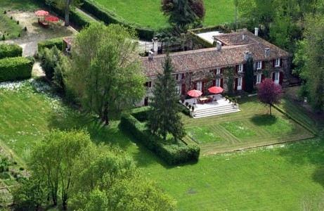 Nr Angoulême. 18th century Logis..