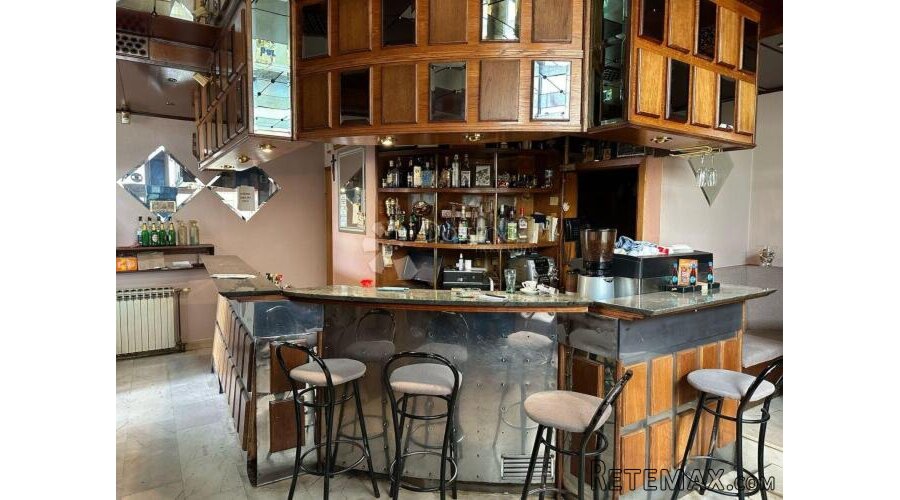 Sesvete - ugostiteljski lokal s terasom, 43 m2