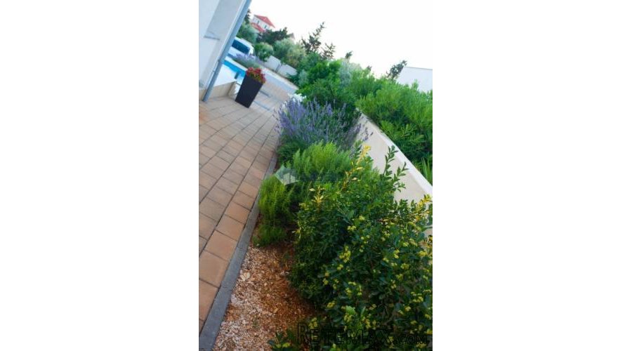 Villa sa bazenom Rab, Banjol - 500m2, okućnica 865m2 - 9