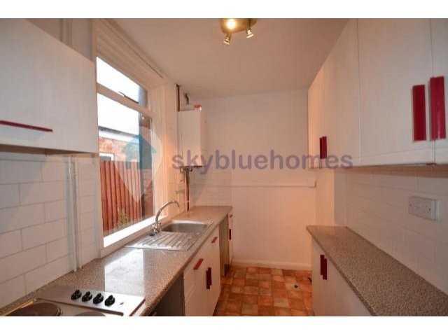 House - Well kept 2 bedroom house in.. - 2