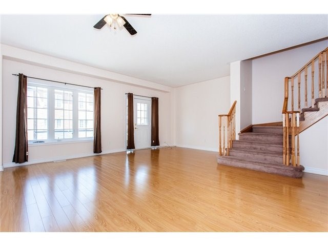 $1,850 W3239588 92 Arizona Drive East.. - 2