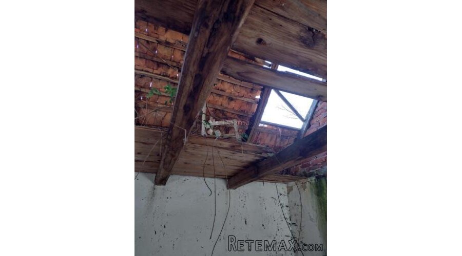1690m2 građeviskog, 6.7Ha poljoprivrednog - 2