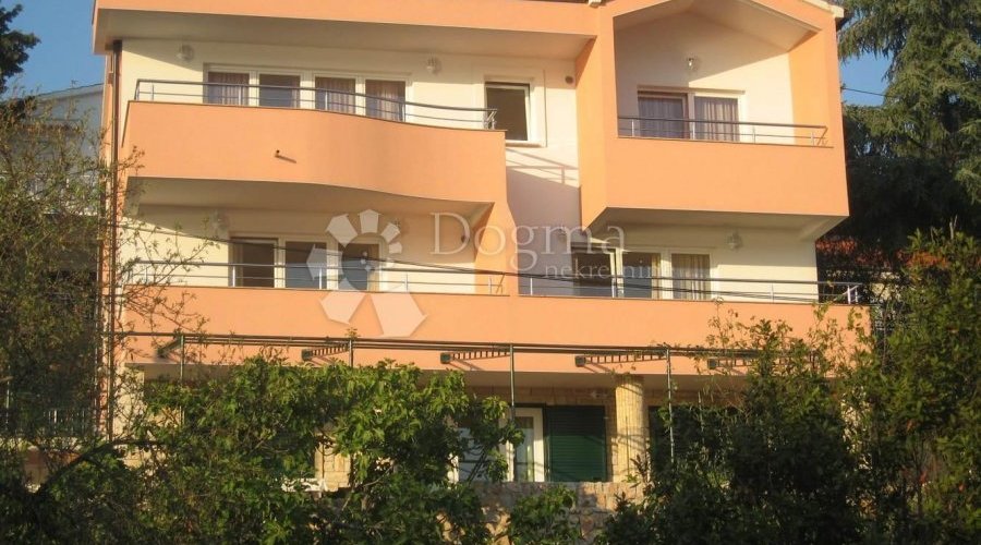 TISNO STAN OD 175 m2 U PREKRASNOJ APARTMANSKOJ KUĆI NADOMAK - 5