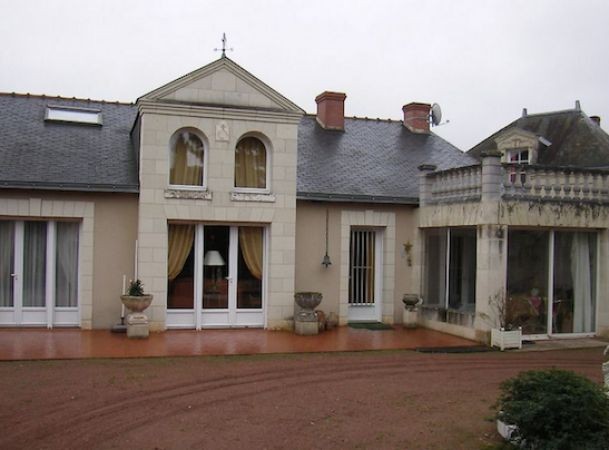 House with Rental Income, Many Options