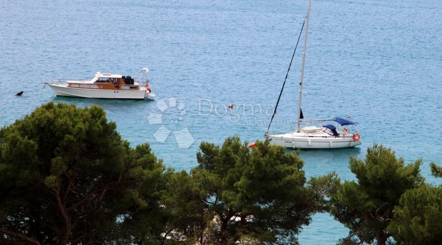TISNO STAN OD 175 m2 U PREKRASNOJ APARTMANSKOJ KUĆI NADOMAK - 8