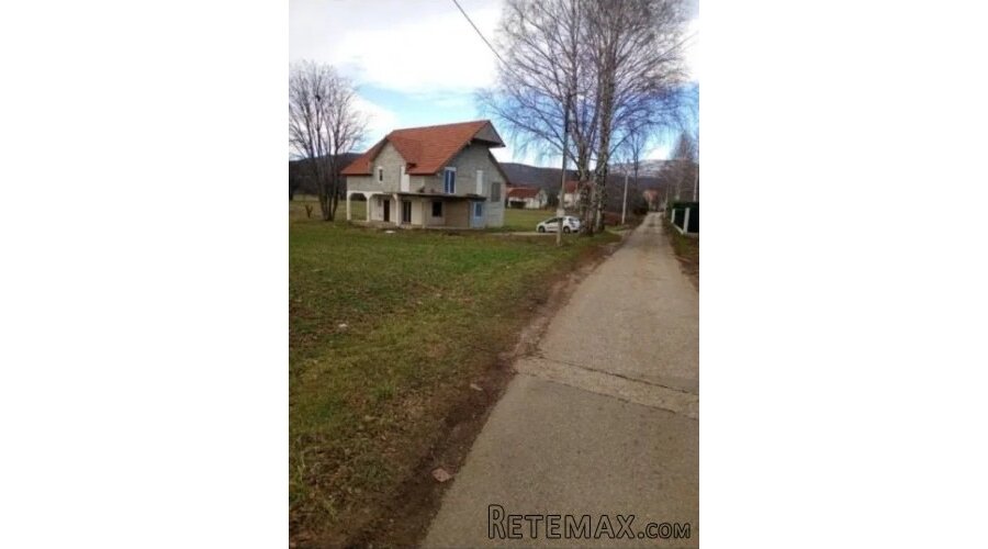 Prodajem kucu Niksic-Gornje Polje - 2