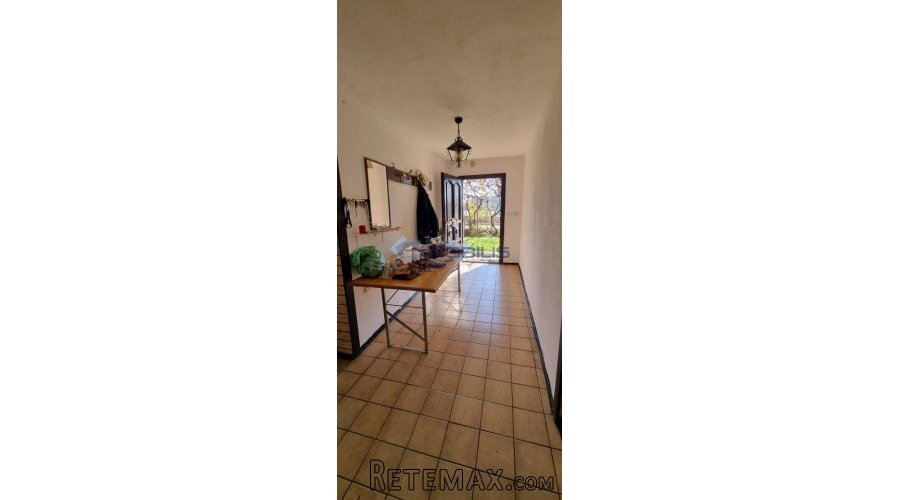 Kutina, kuća 270 m2, 1674 m2 okućnica - 11
