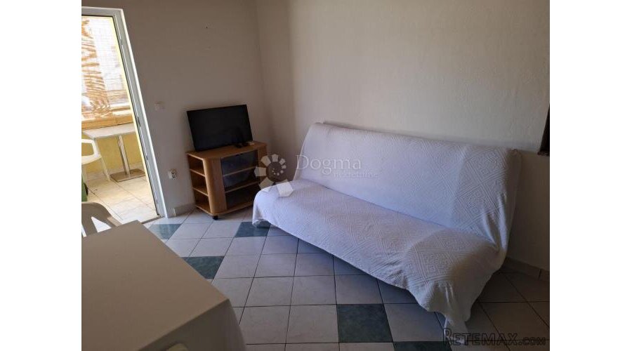 Vodice - apartman u prizemlju - 2