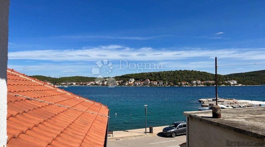 TISNO KUĆA U PRVOM REDU DO MORA ODLIČNA PRILIKA - 3