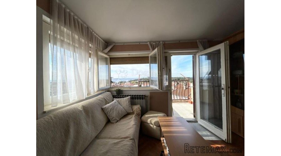 Stan 47m2, TOP lokacija - pogled na more i Rovinj