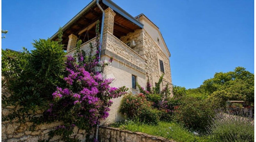 Kamena kuća u okolici Poreča – blizu mora