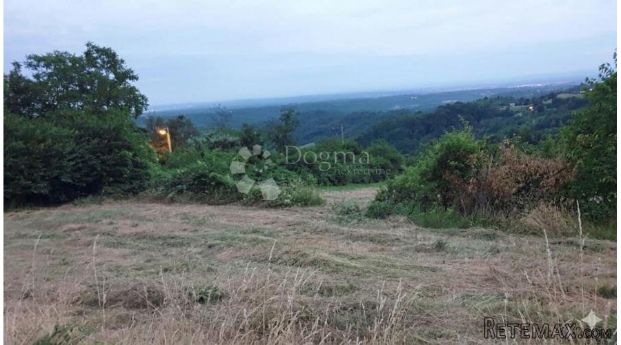 Građevinsko zemljište 1662m²