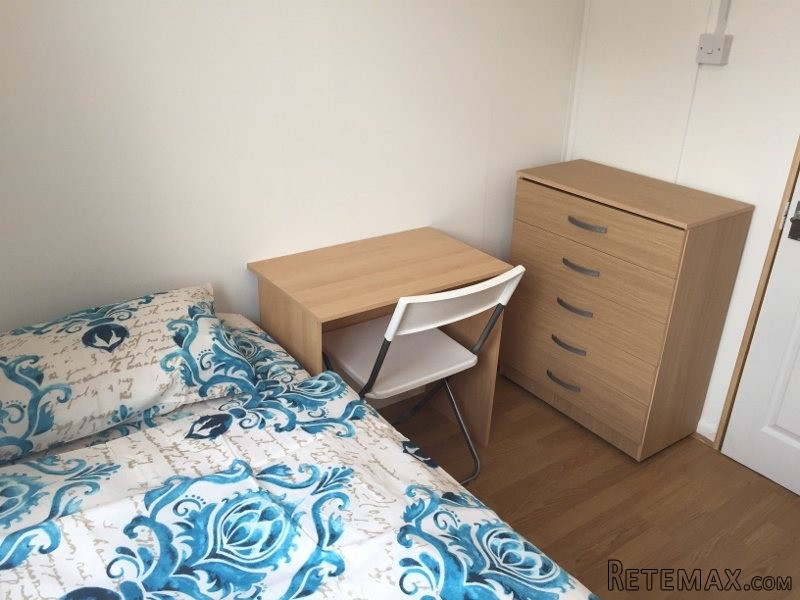 Single room, Zone 2, Mile End