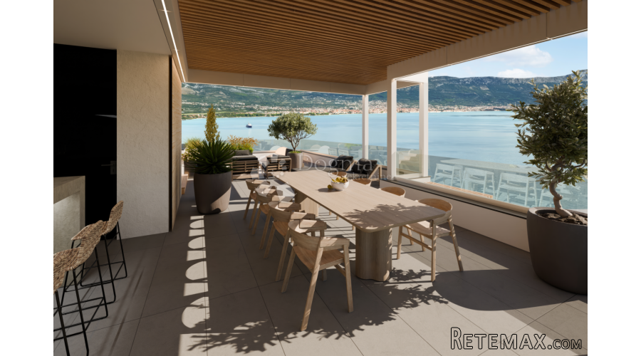 DVOETAŽNI PENTHOUSE S KROVNOM TERASOM I BAZENOM (P7-A5)