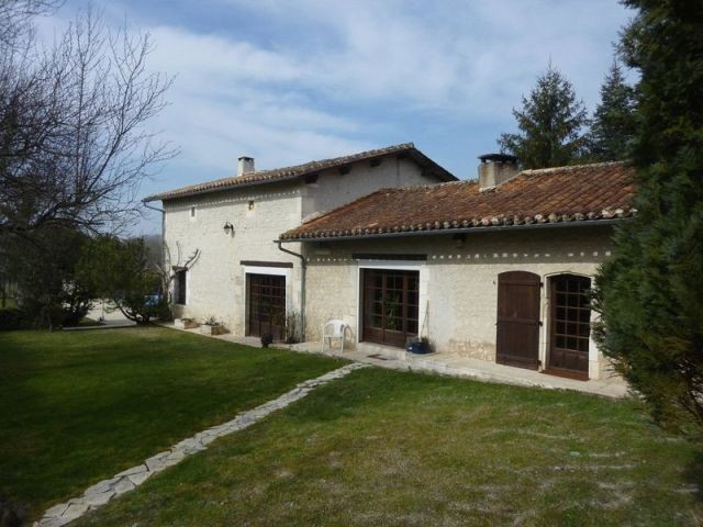 Privately Situated, Renovated.. - 2