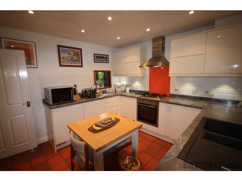 Grange View, Otley Ls21 2se - 2