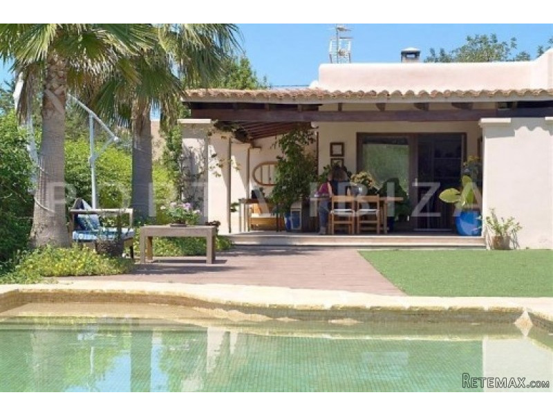 Wonderful house between San Jose and..