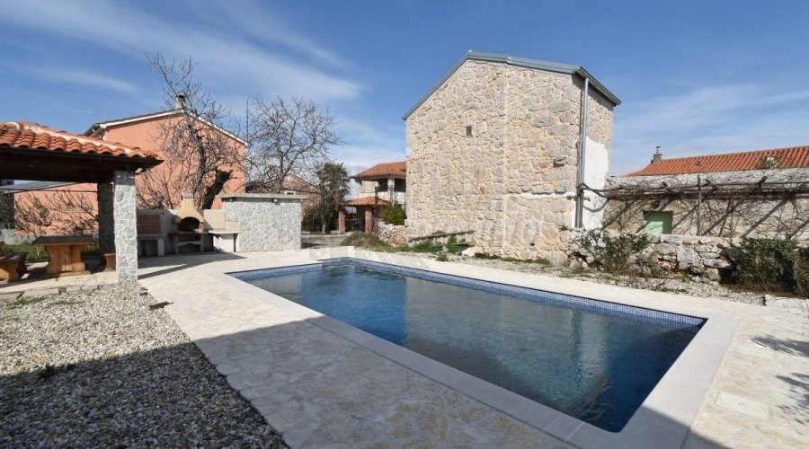 Prekrasna renovirana kamena kuća! - 2