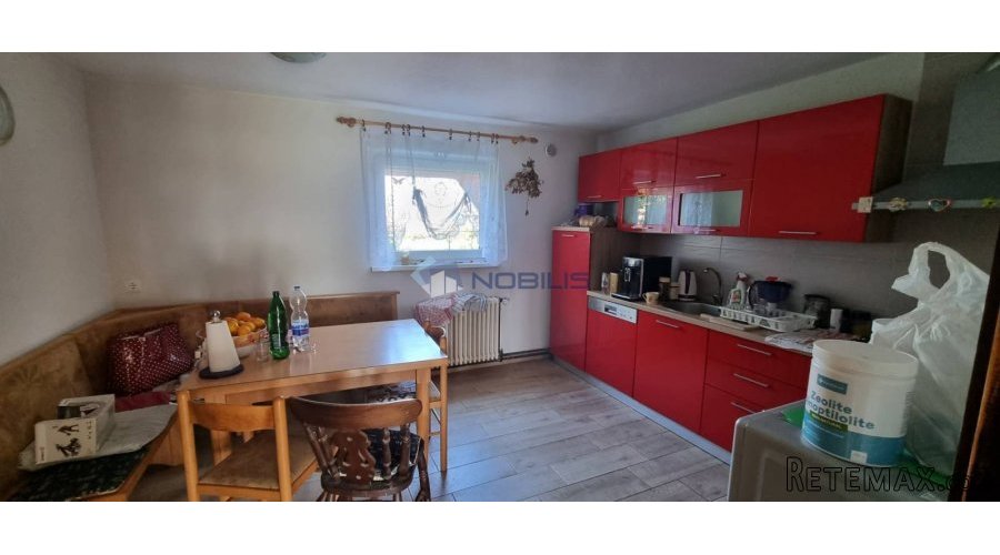Kutina, kuća 270 m2, 1674 m2 okućnica - 8