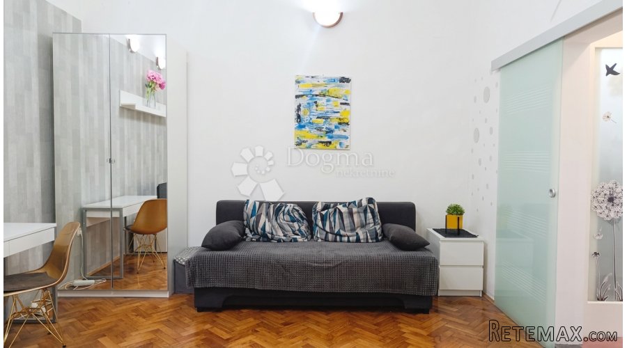 Najam – moderan i renoviran stan u samom centru Zagreba, 42