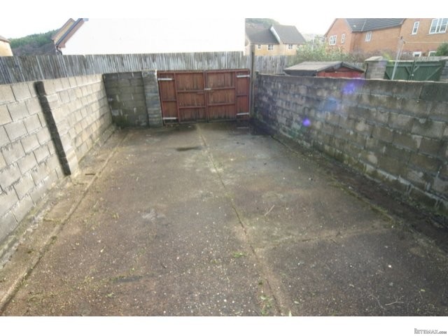 1357 Neath Road, Hafod - Swansea SA1..