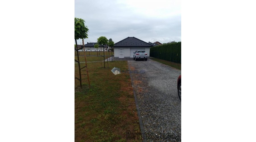 Varaždin, Hrašćica, 280 m2 , 2120 m2 okućnice, 2 garaže - 7