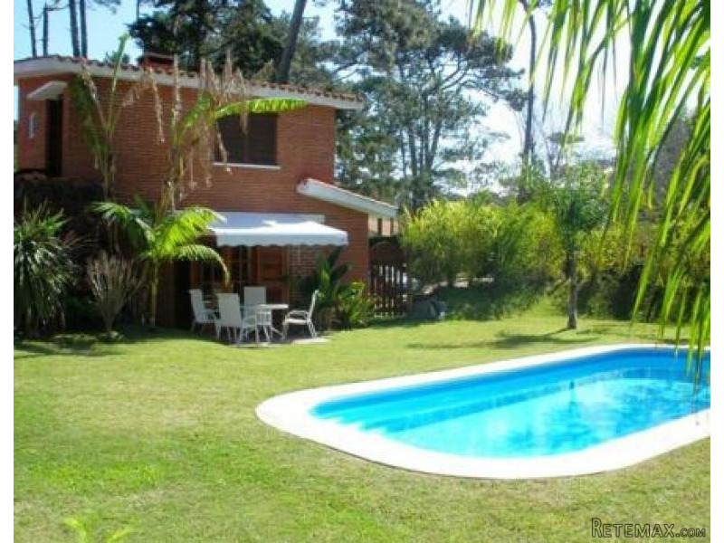 5 Bedroom House - For Rent - Mansa