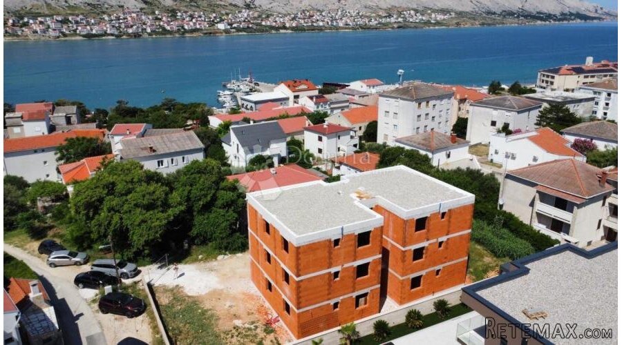 PAG CENTAR- APP na odličnoj lokaciji, pogled , parking - 3