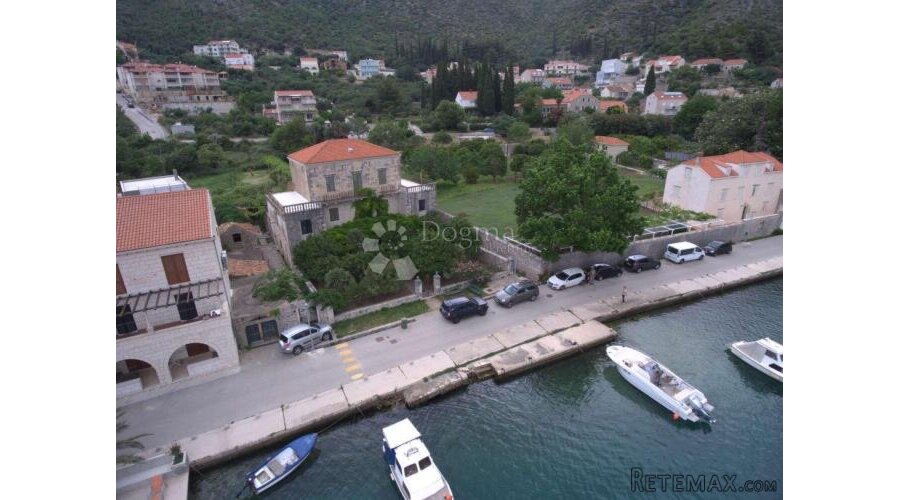 Ljetnikovac uz more u Zatonu Malom - nekretnina sa pričom i