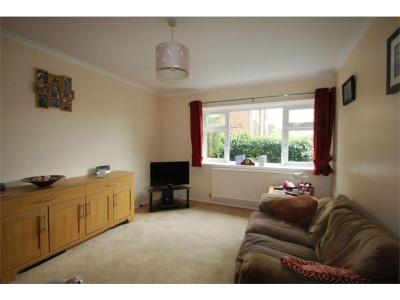 2 Bedroom Flat - 2