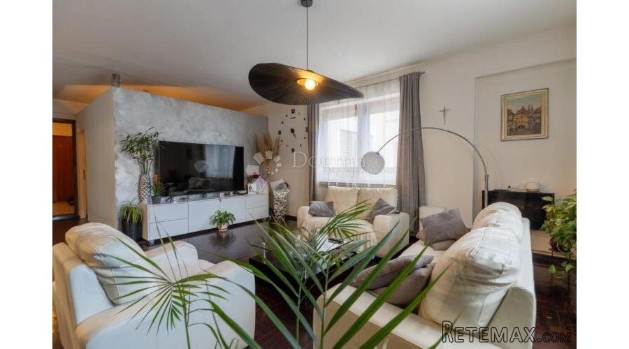 127 m², 4-soban stan s loggiom i parkirnim mjestom, Gornji - 3