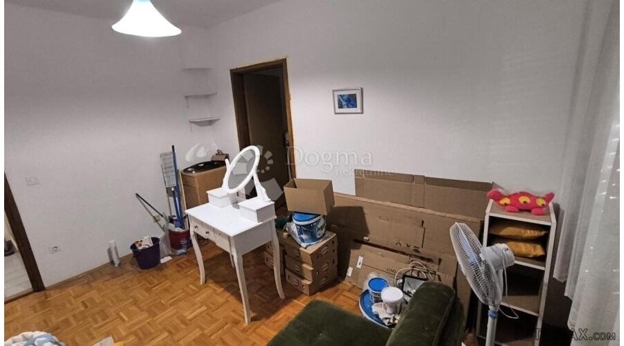Funkcionalan stan u Vukovaru! - 3