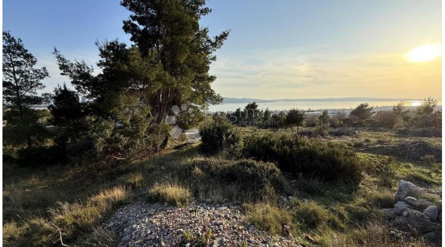 Građevinsko zemljište Kaštel Sućurac – pogled na more, M1 zo