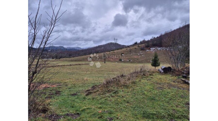 GRAĐEVINSKO 1588m2 + POLJOPRIVREDNO 6313m2 MRKOPALJ - 2
